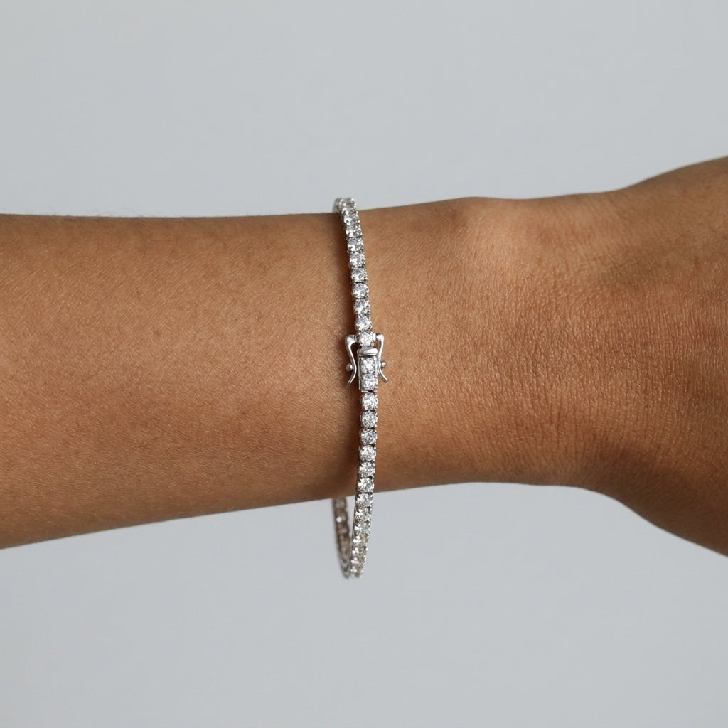 THE TENNIS BRACELET IN DIAMOND